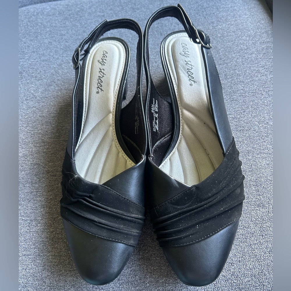 Easy Street Women's Black Slingback Shoes 9 1/2 N